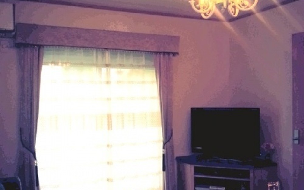 クラシカルなテイストのビーズトリムコーディネート