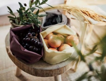 タマネギを活用したサステナブルなカーテンのご紹介