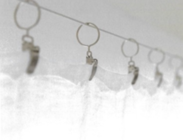 軽やかで自然な窓辺を演出『クリップカーテン』