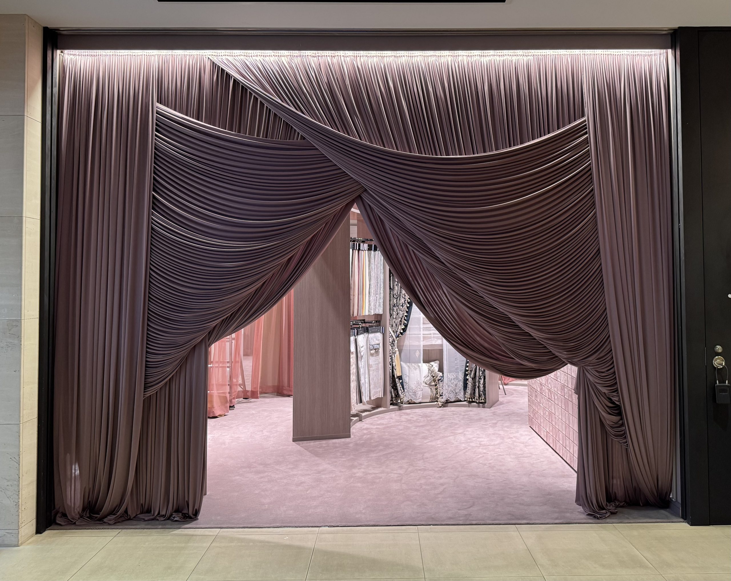 大阪店｜オーダーカーテン専門店 ディマンシェ